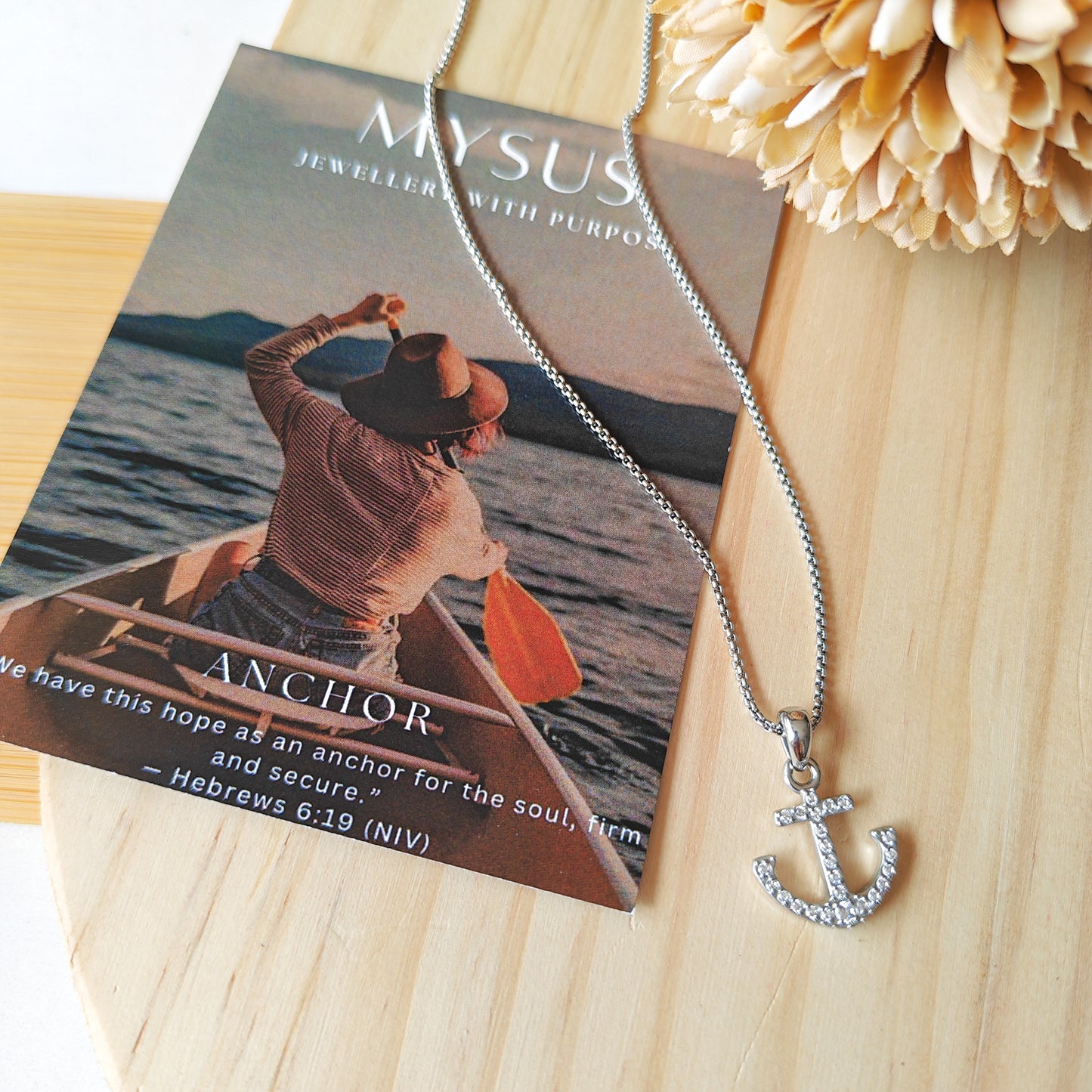ANCHOR necklace