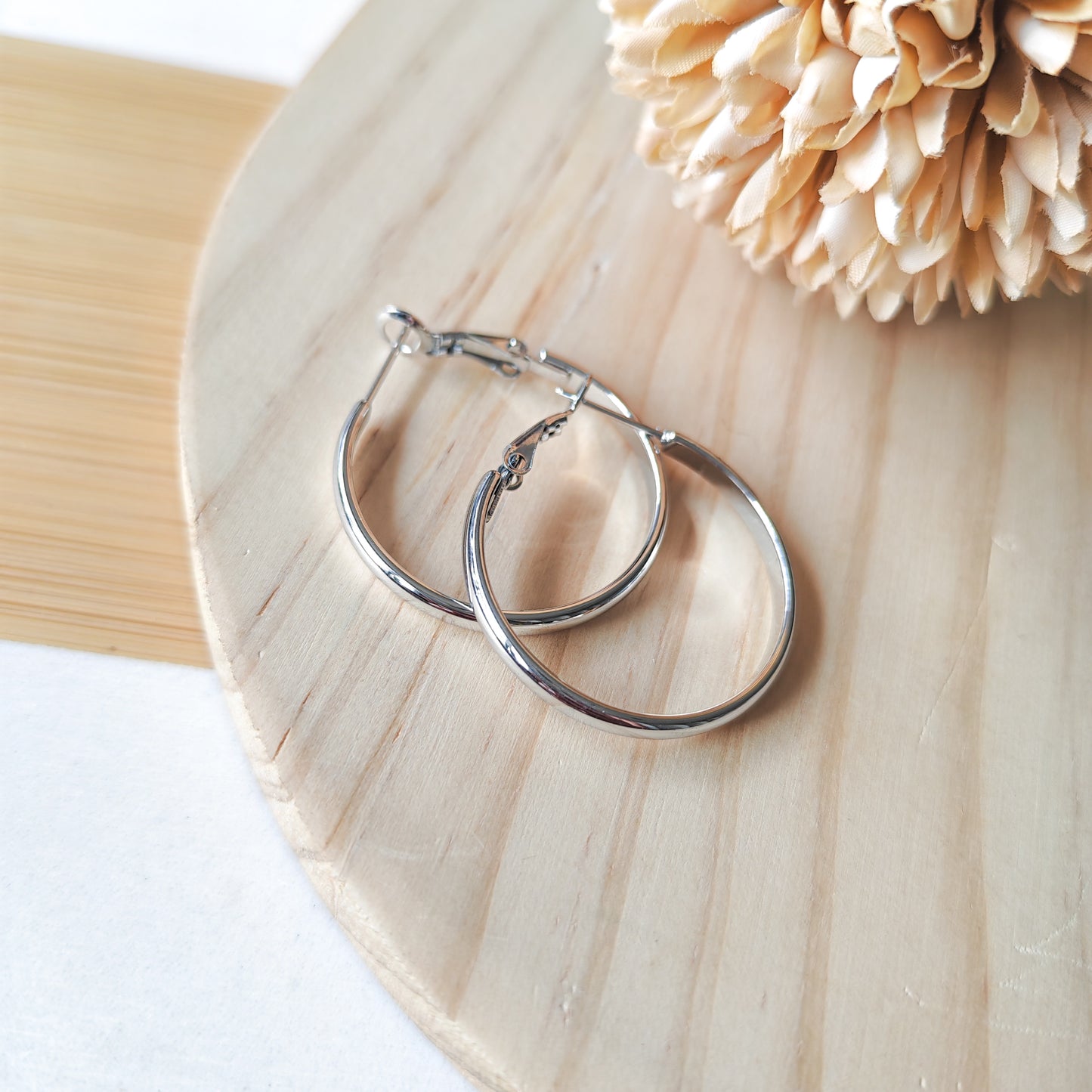 3cm hoop silver hoop earrings