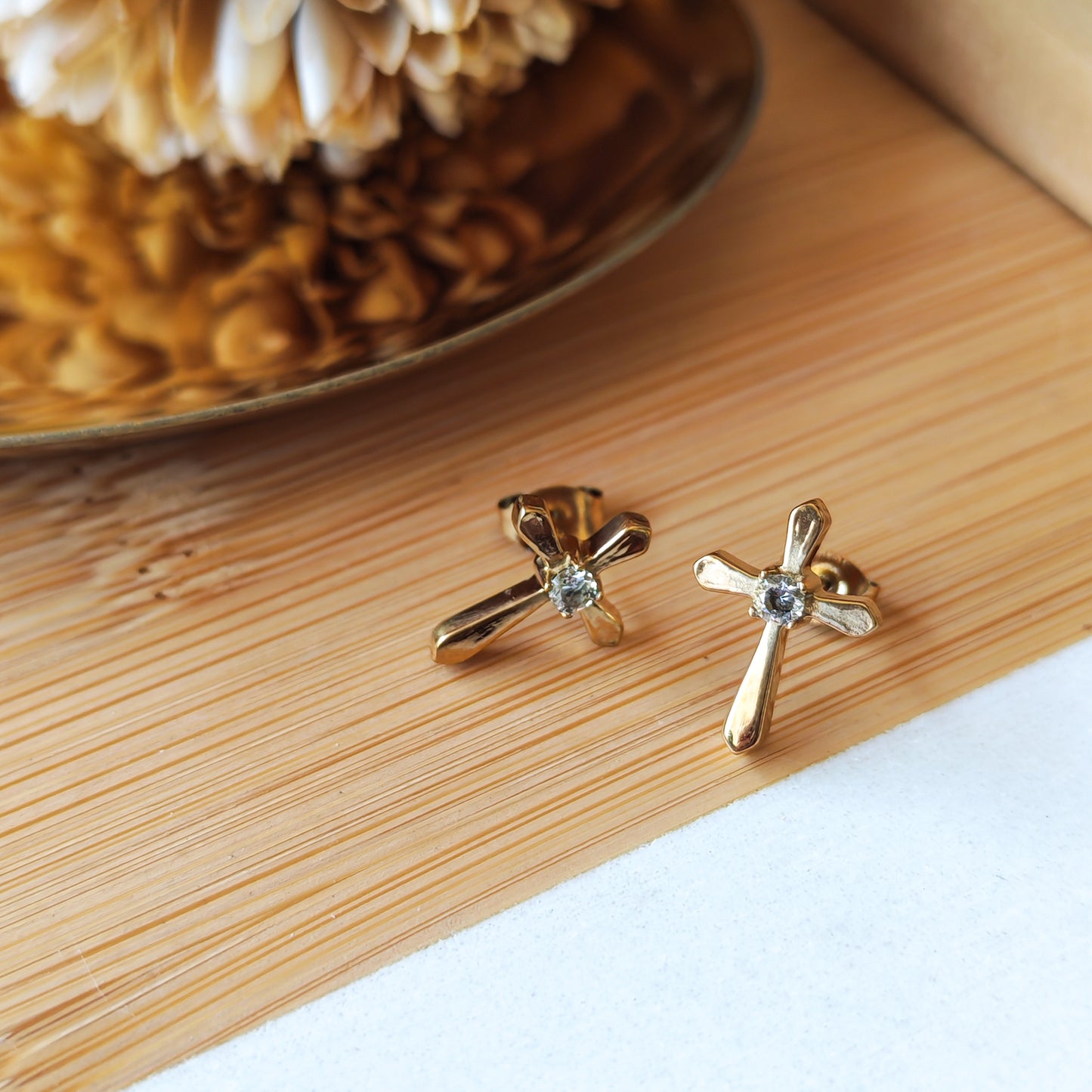Cross Rhinestone elegant earrings