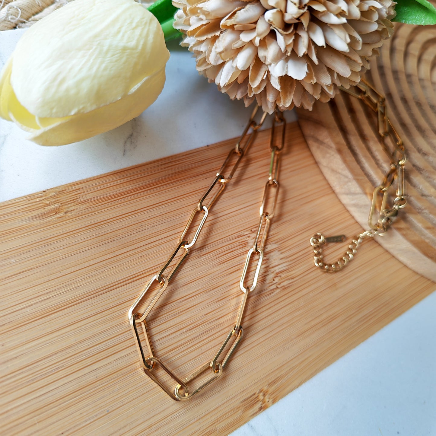 Simple stainless steel paperclip necklace