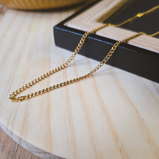 Gold elegant single necklace