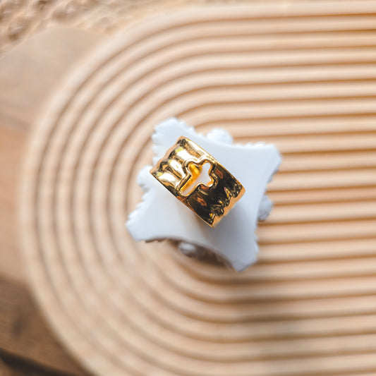 Hollow cross ring