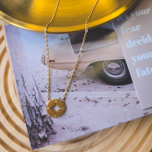 Compass pendant necklace