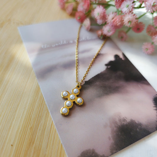 Pearl elegant cross necklace