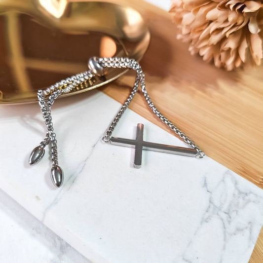 Adjustable Cross bracelet silver