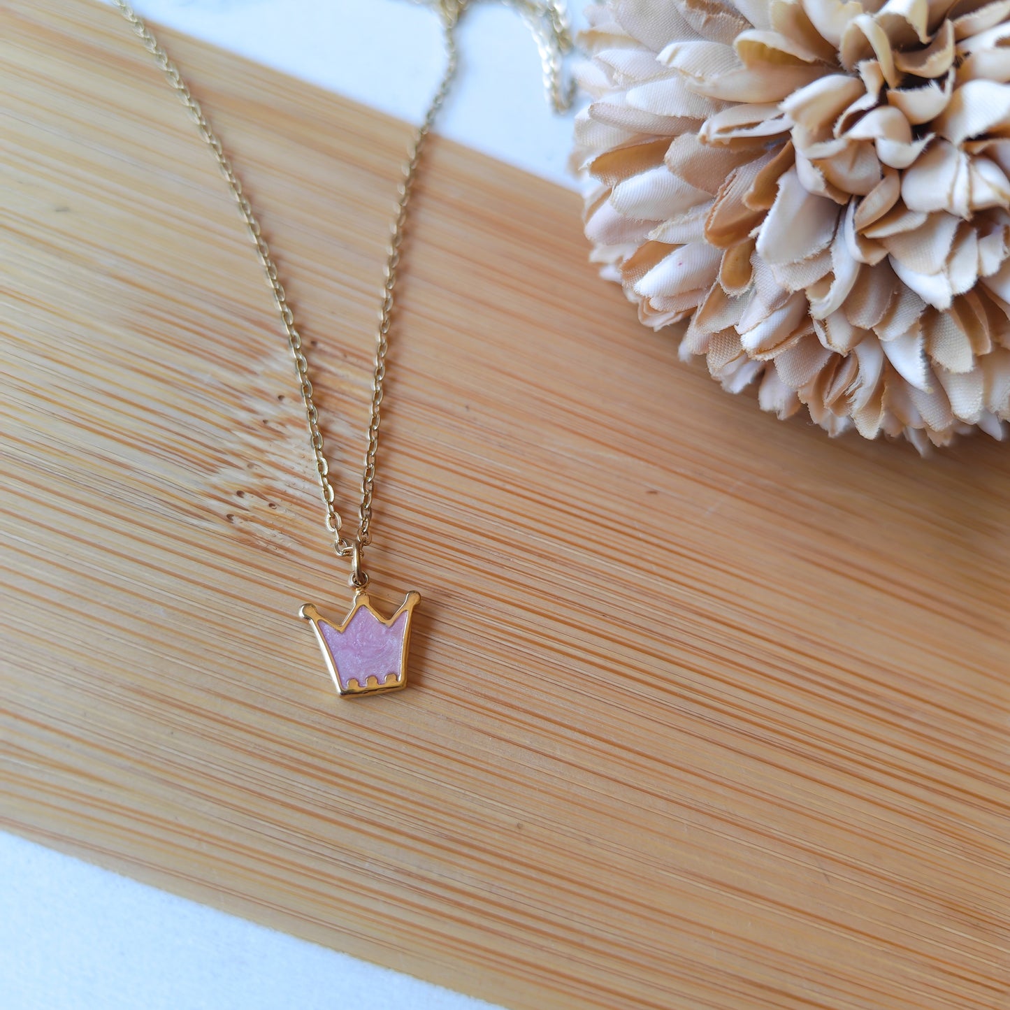 Crown Enamel Purple necklace
