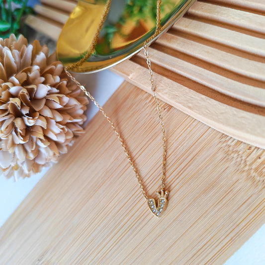 HEART / CROWN small classy necklace