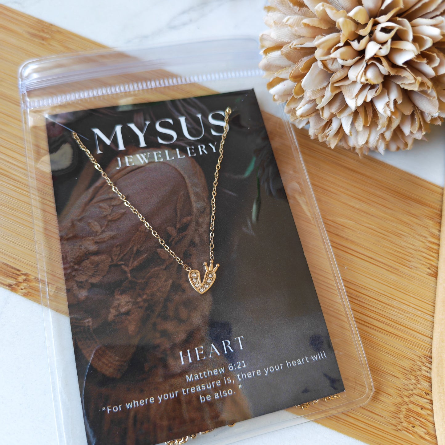 HEART / CROWN small classy necklace