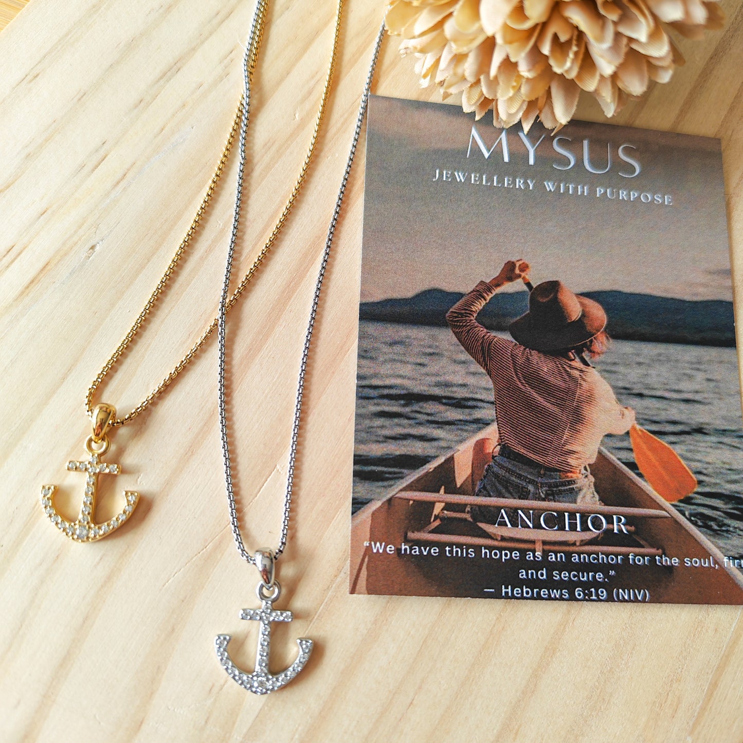 ANCHOR necklace