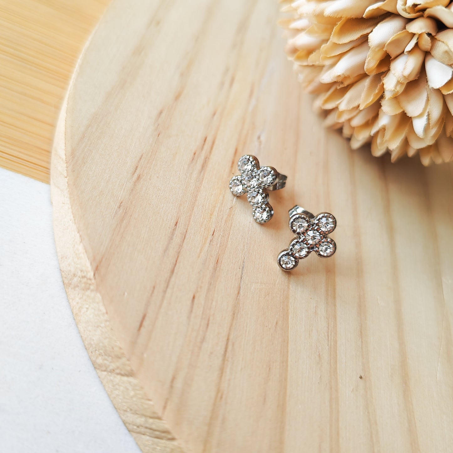 Cross Rhinestone stud earrings