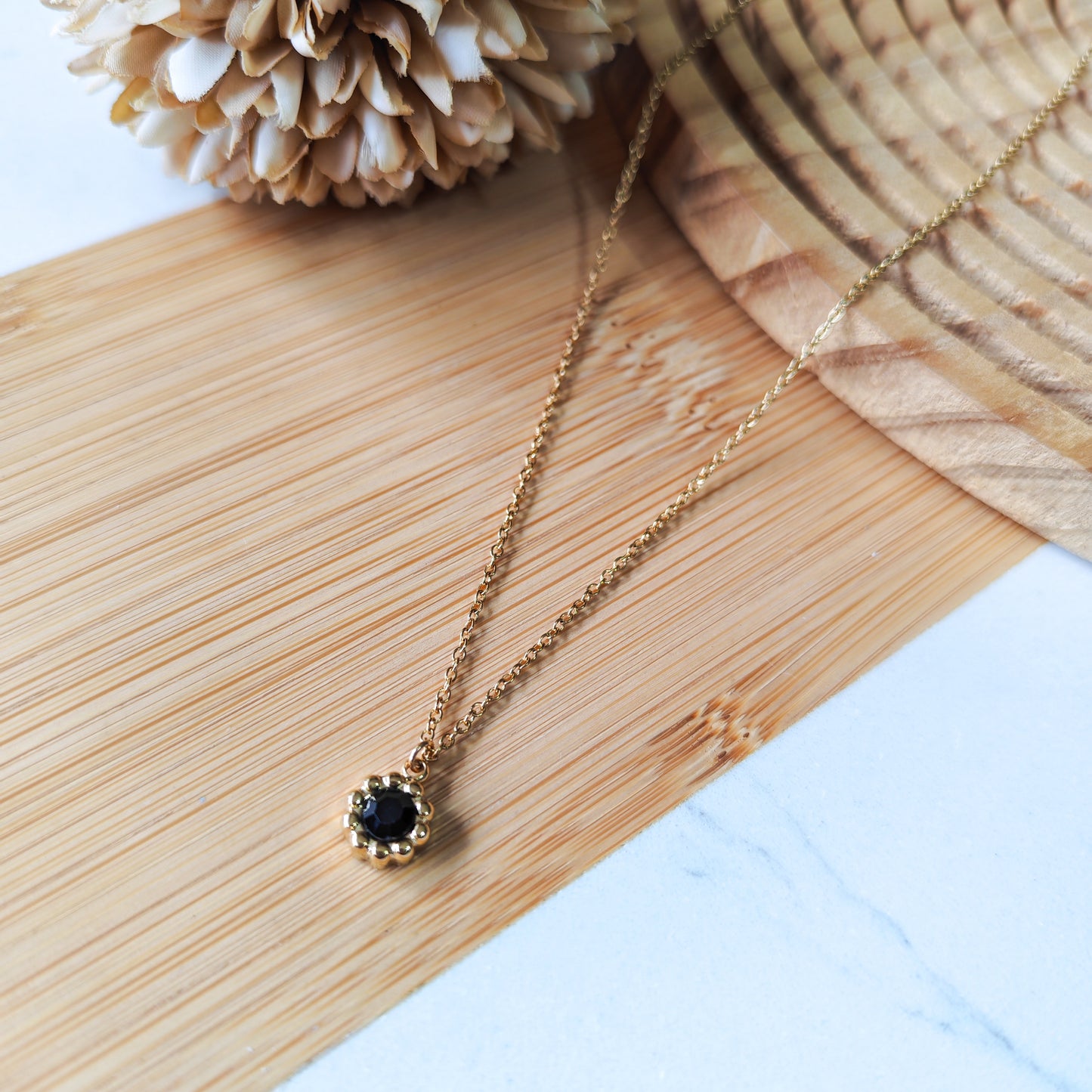 Zircon delicate pendant necklace
