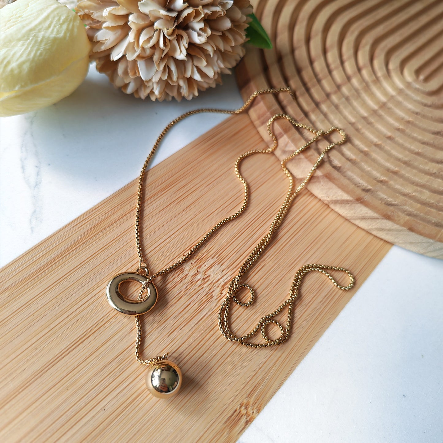 Clasp Toggle closure necklace