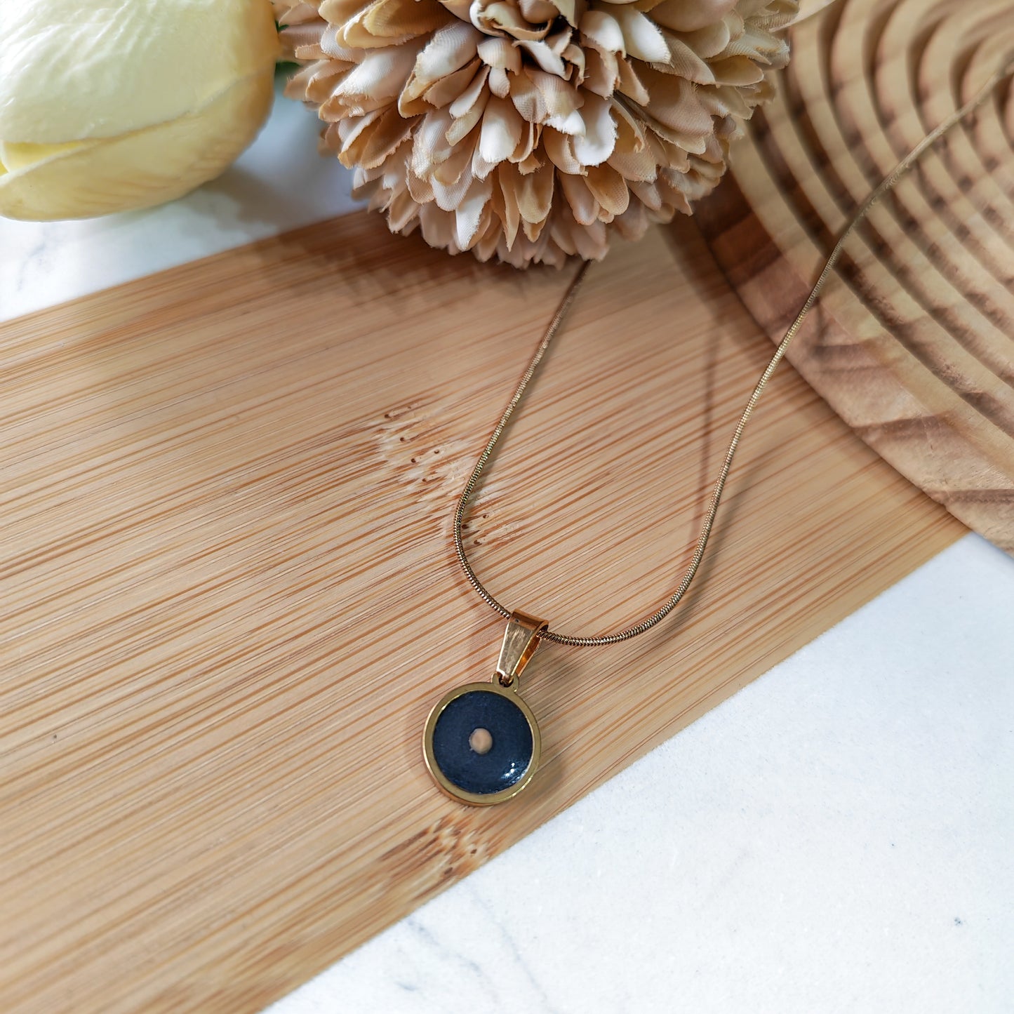 Mustard Seed mountain GOLD/black snake chain