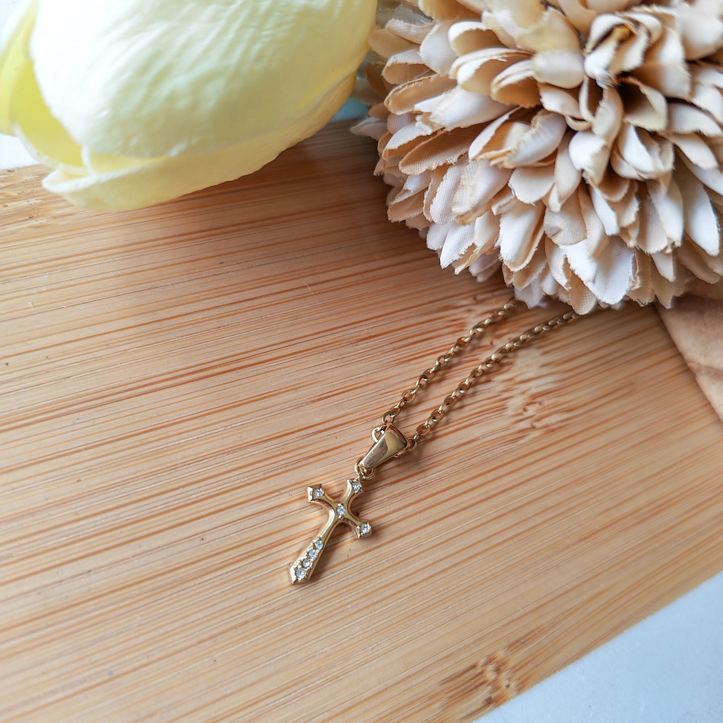 Elegant Rhinestone cross necklace