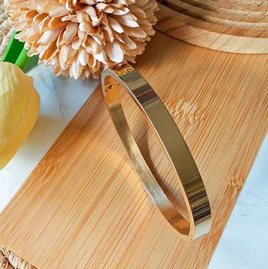 Simply style bangle 6mm gold